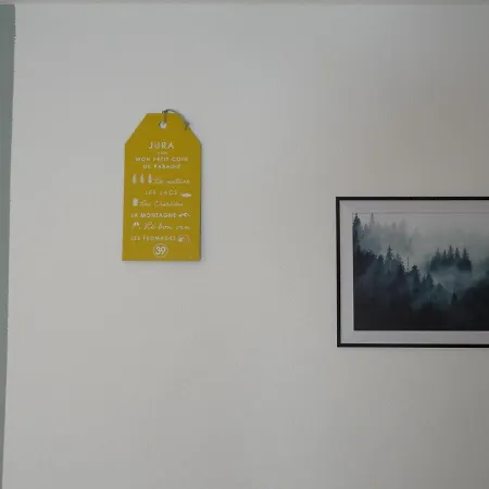 Au Coeur Du Village Avec Parking Prive *